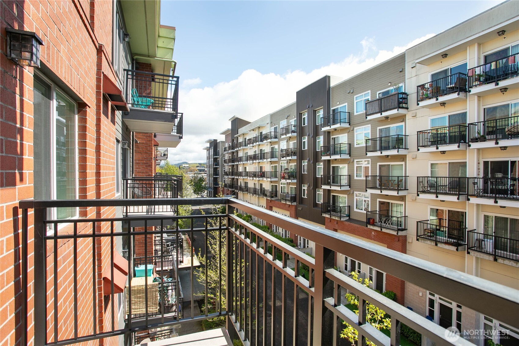 1015 Railroad Avenue 405 Property Photo 19