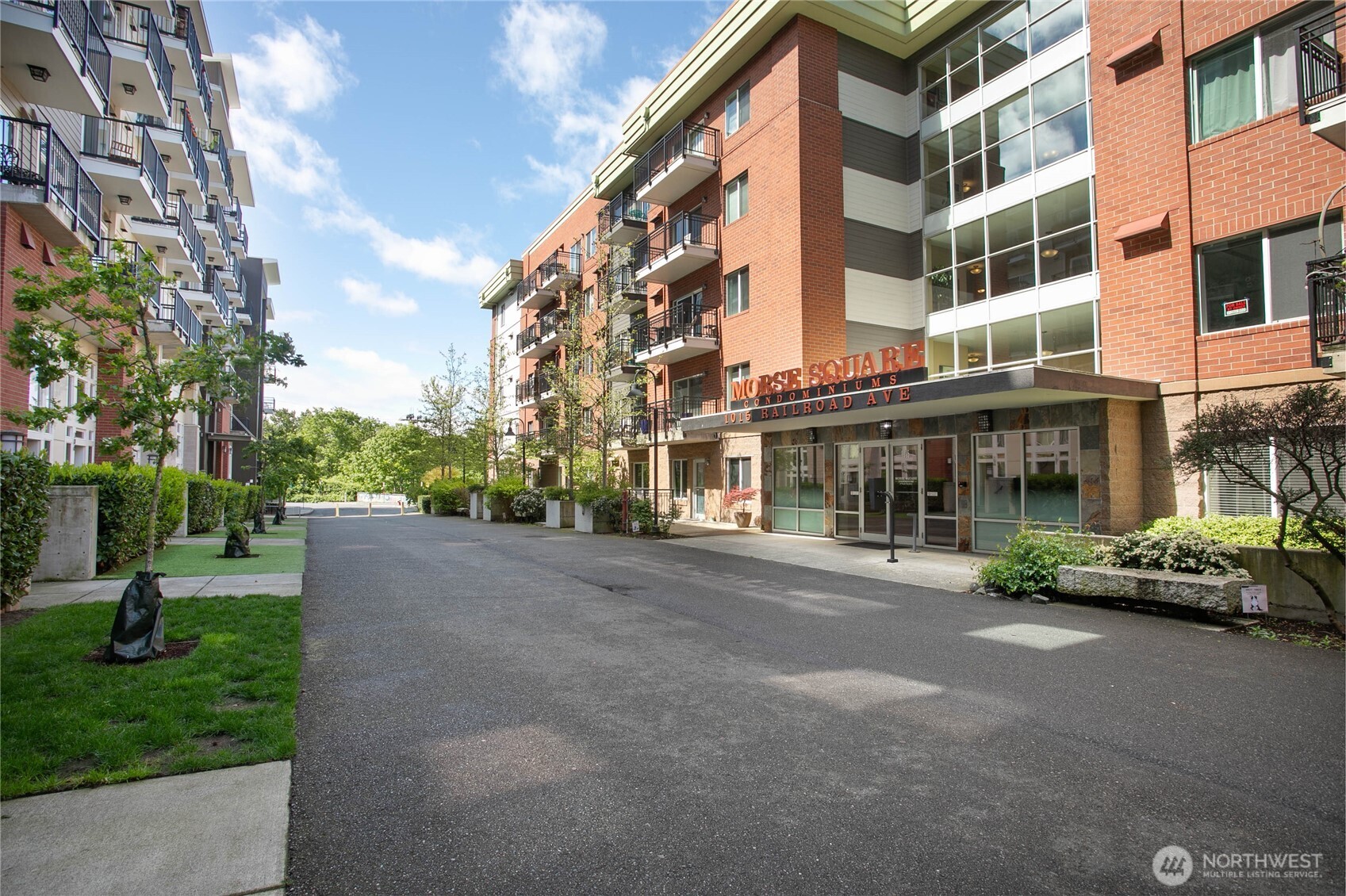 1015 Railroad Avenue 405 Property Photo 26