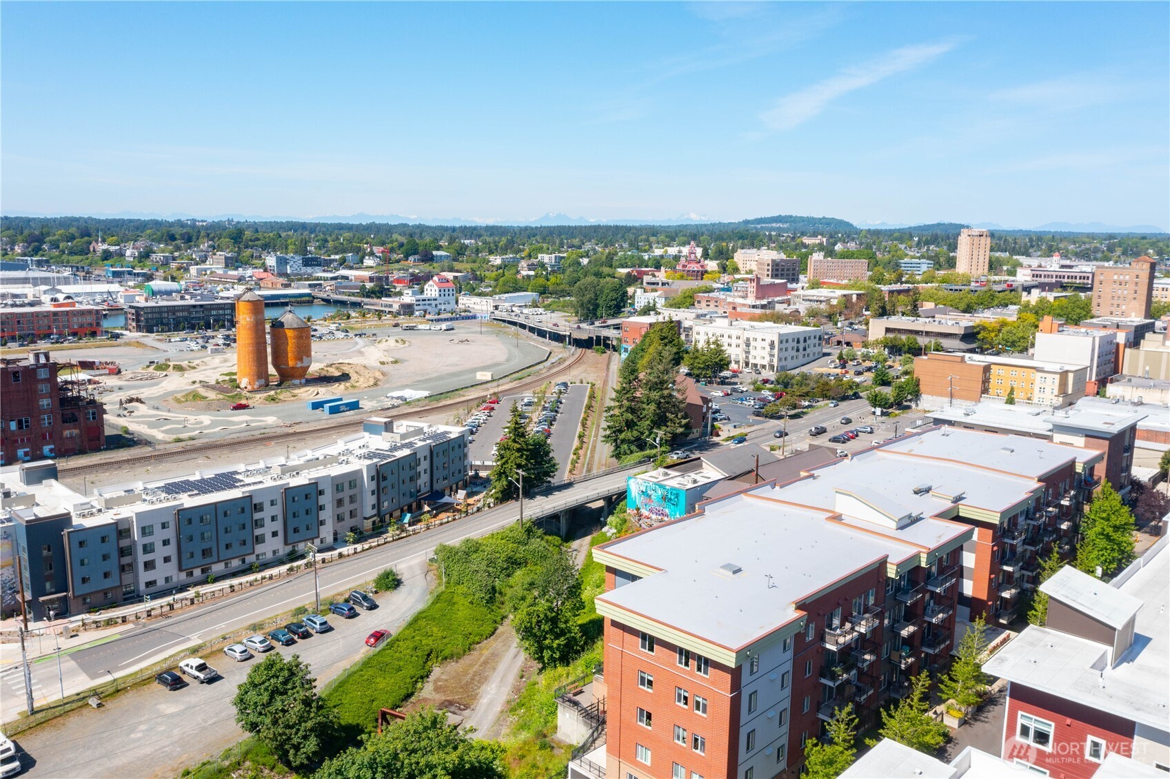 1015 Railroad Avenue 405 Property Photo 28