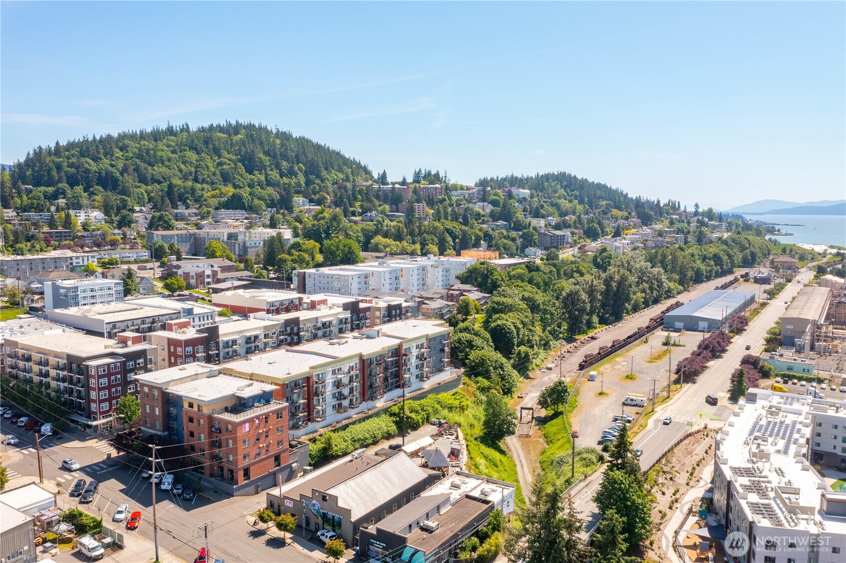 1015 Railroad Avenue 405 Property Photo 30