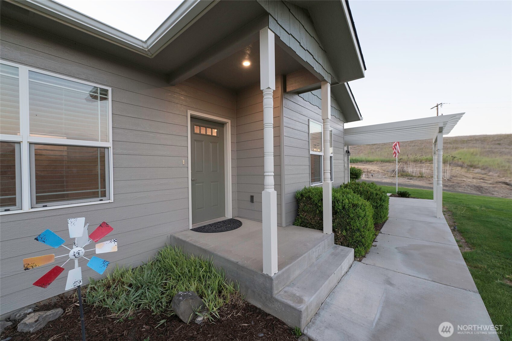 6279 Touchet North Road Property Photo 1