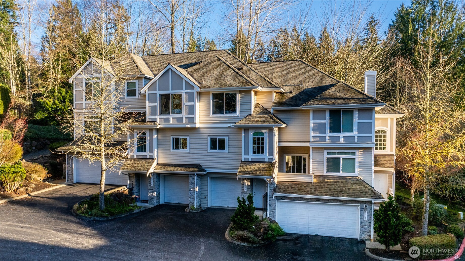 6769 Se Cougar Mountain Way 2 Property Photo