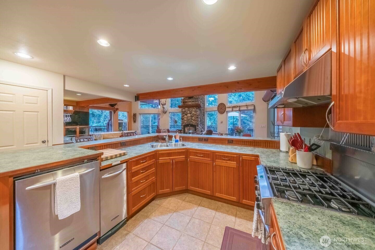 351 Lost Lake Road Property Photo 6