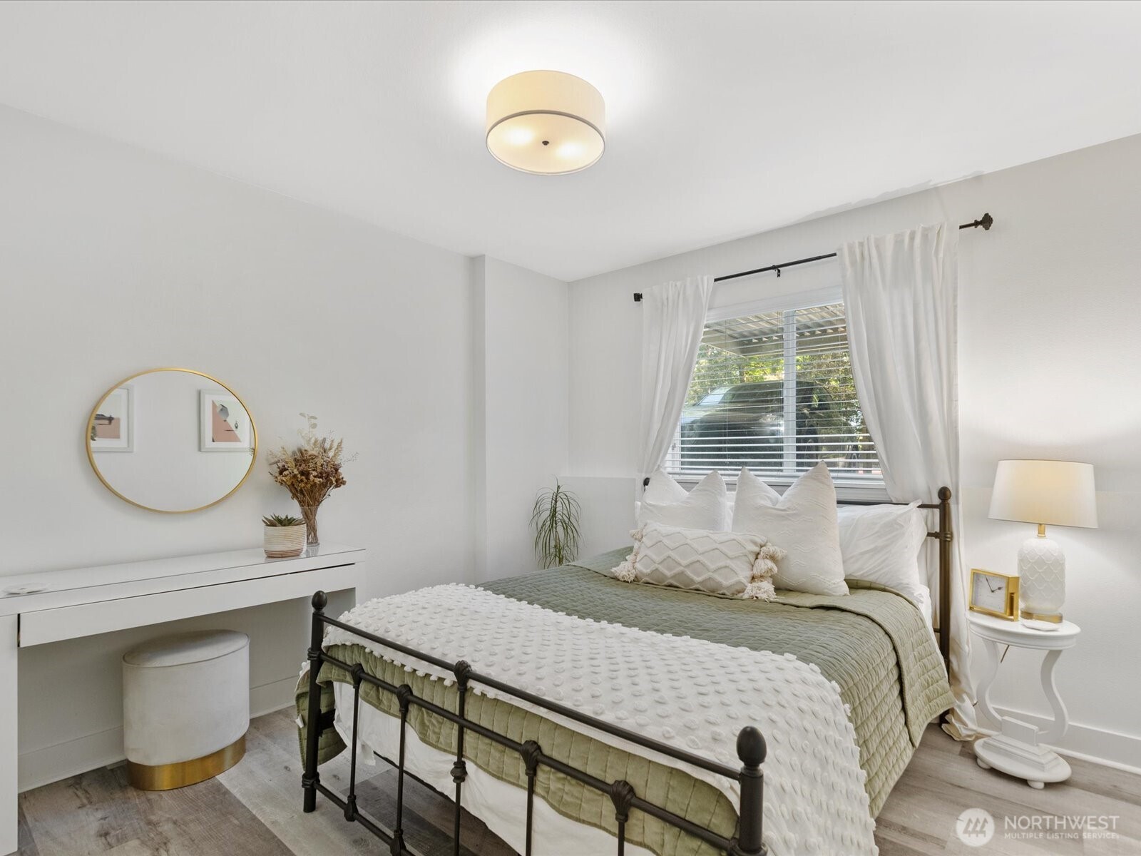 455 Newport Way 302 Property Photo 15