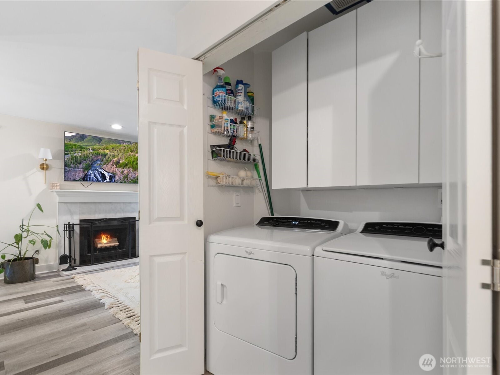 455 Newport Way 302 Property Photo 18