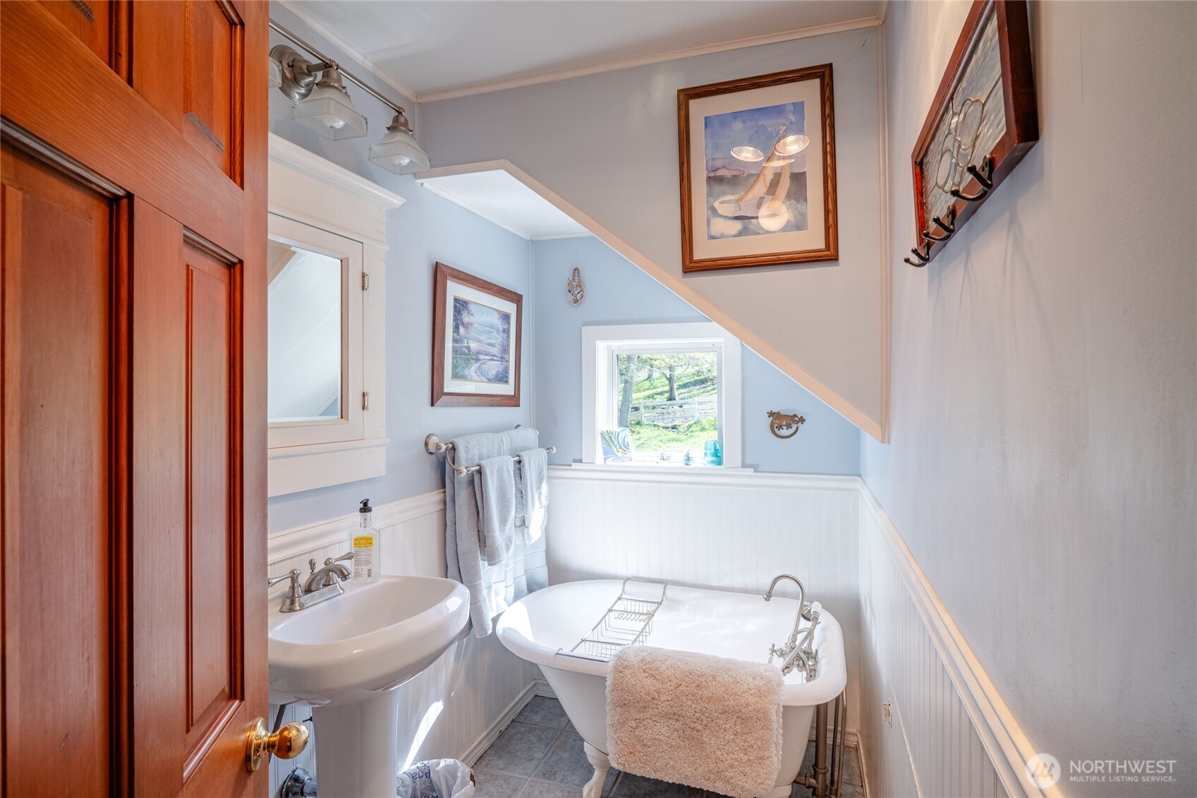 511 Loftus Road Property Photo 18