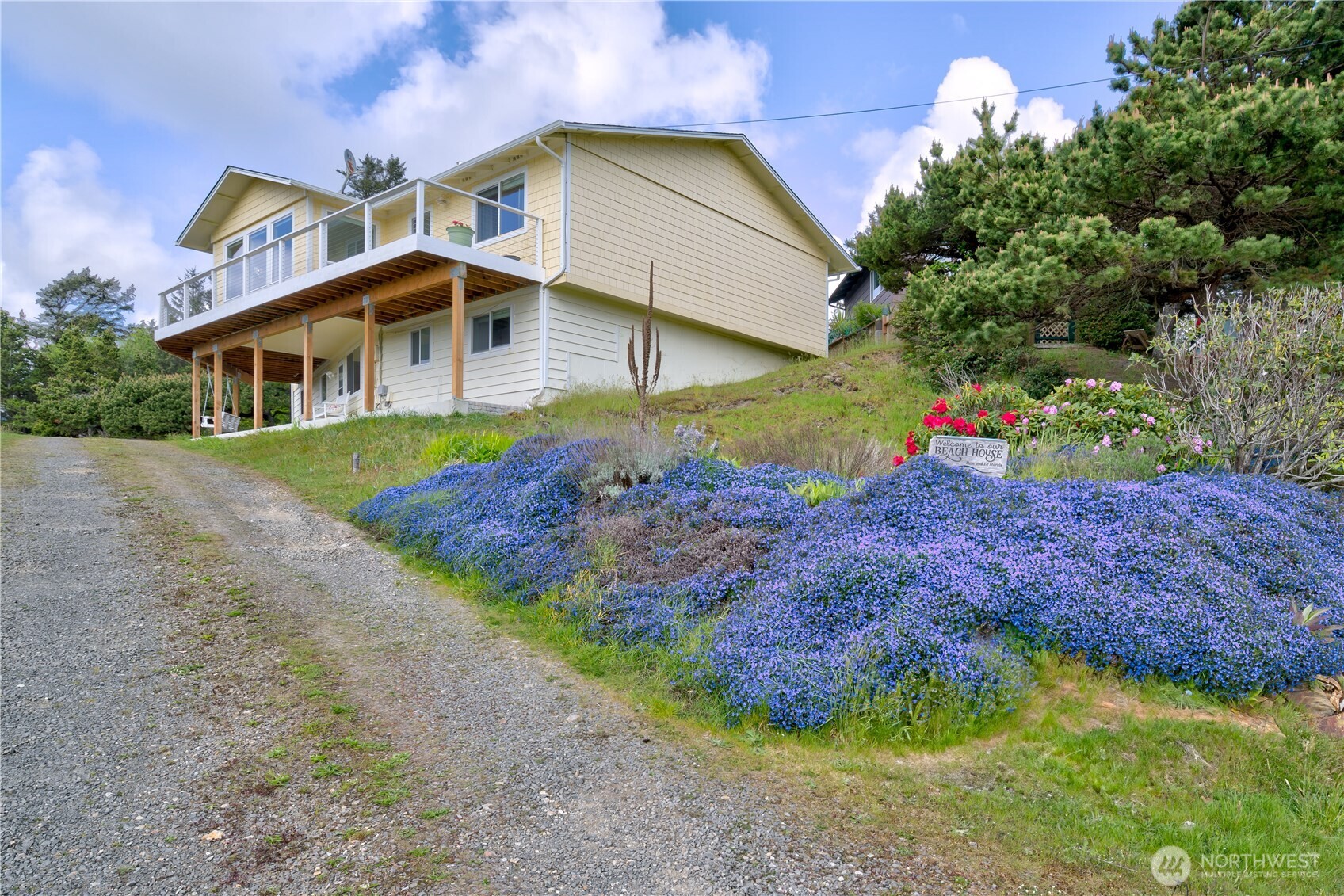 1005 346th Place Property Photo 2