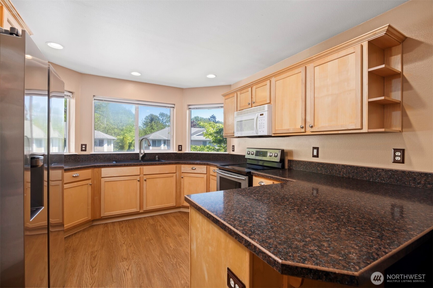 909 Orchid Place 201 Property Photo 13