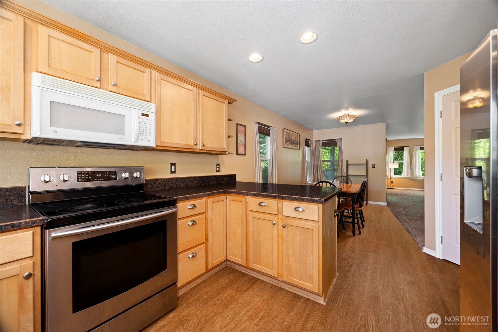 909 Orchid Place 201 Property Photo 18