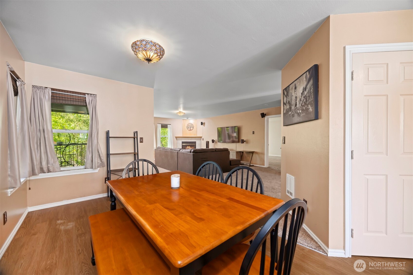 909 Orchid Place 201 Property Photo 19