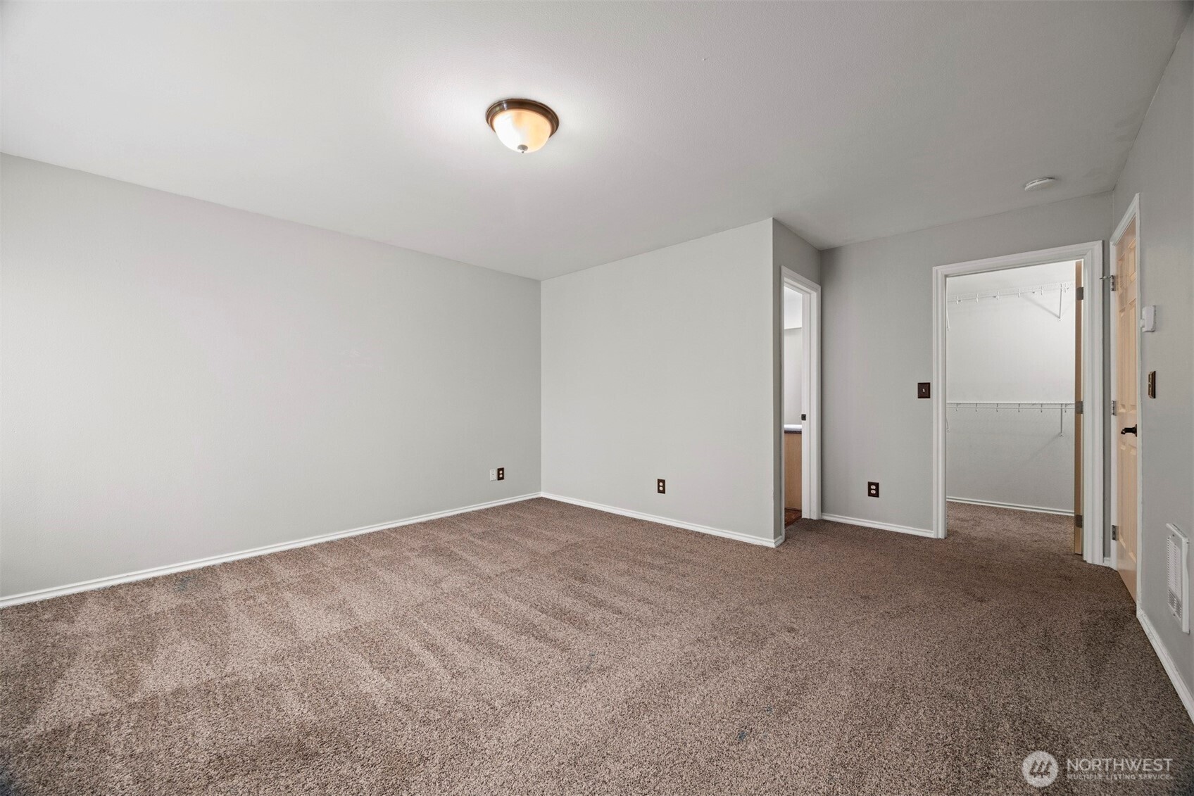 909 Orchid Place 201 Property Photo 20