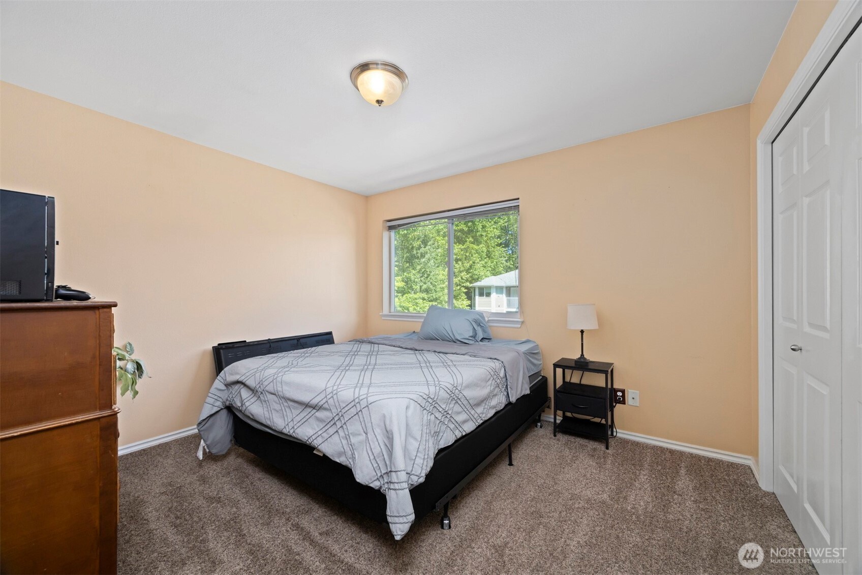 909 Orchid Place 201 Property Photo 28