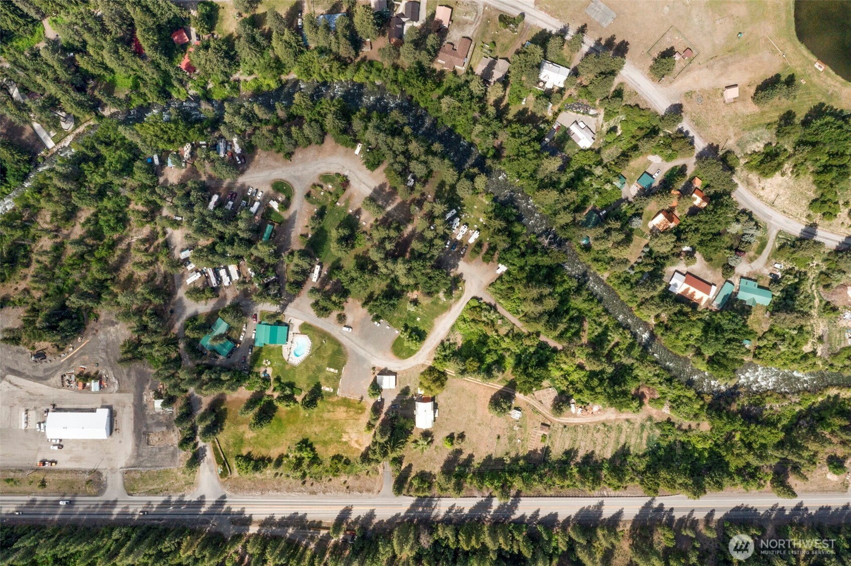3300 Us Hwy 97 Property Photo 2