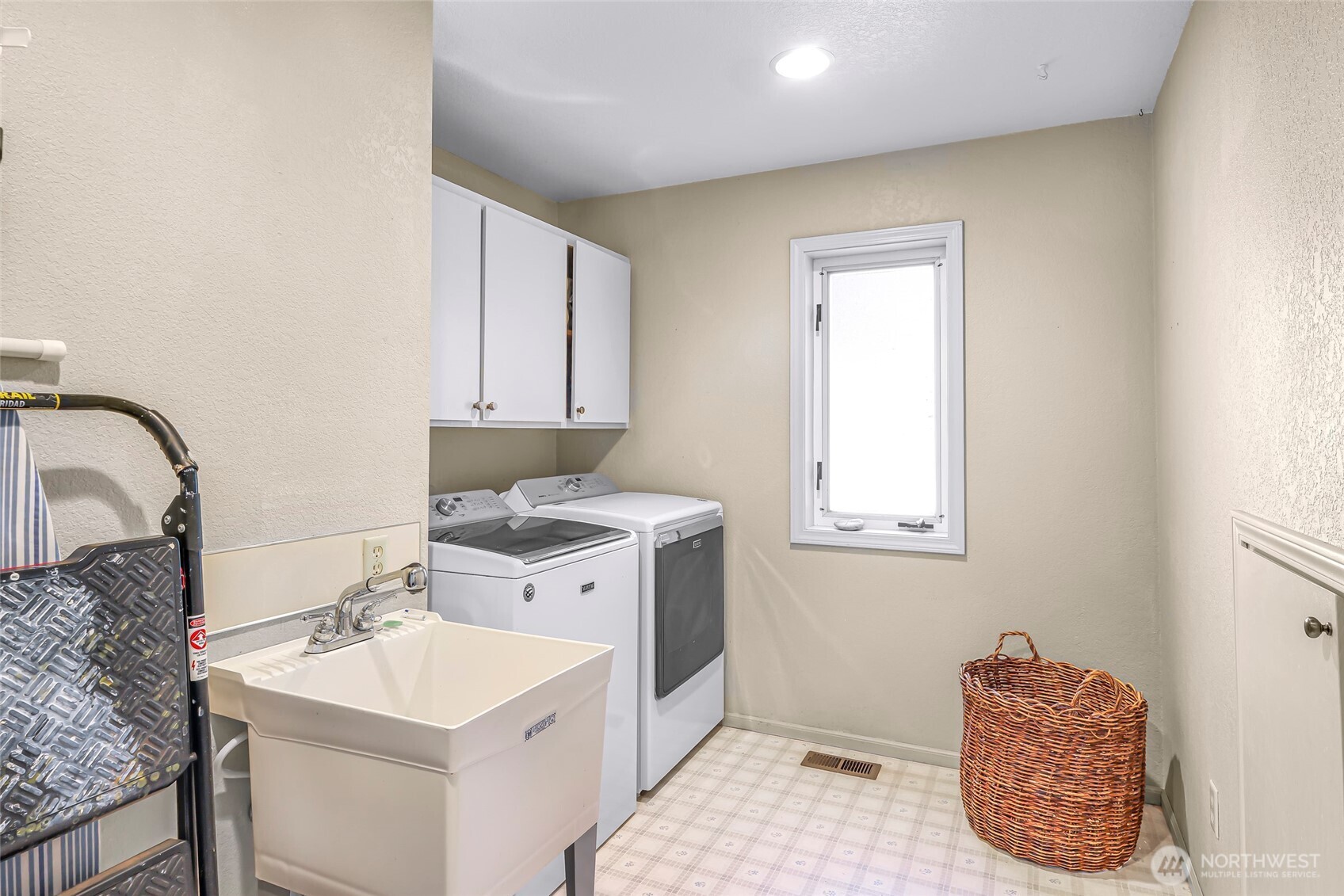 6874 Golf View Drive Property Photo 19