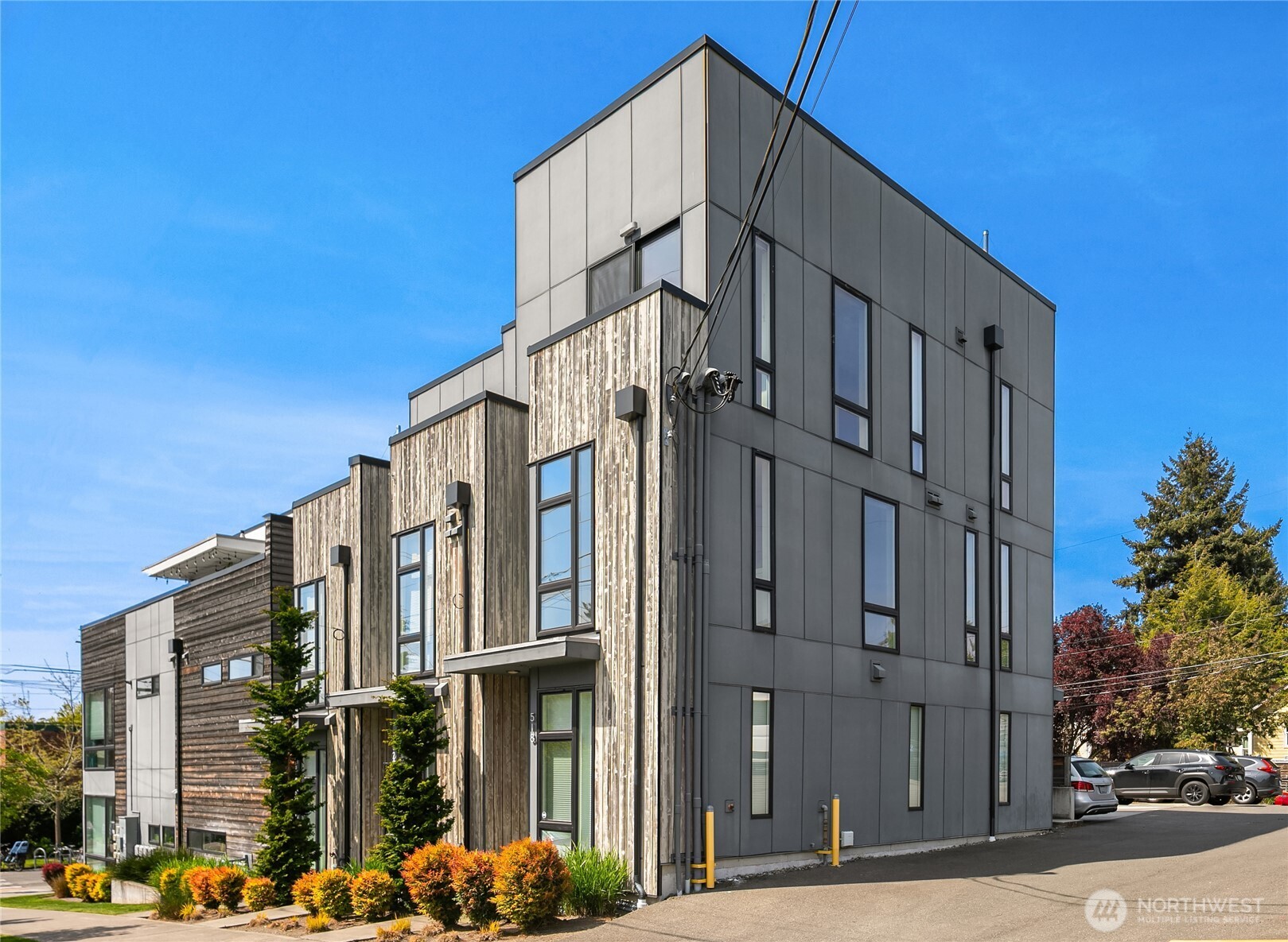 518 Nw Bright Street Property Photo
