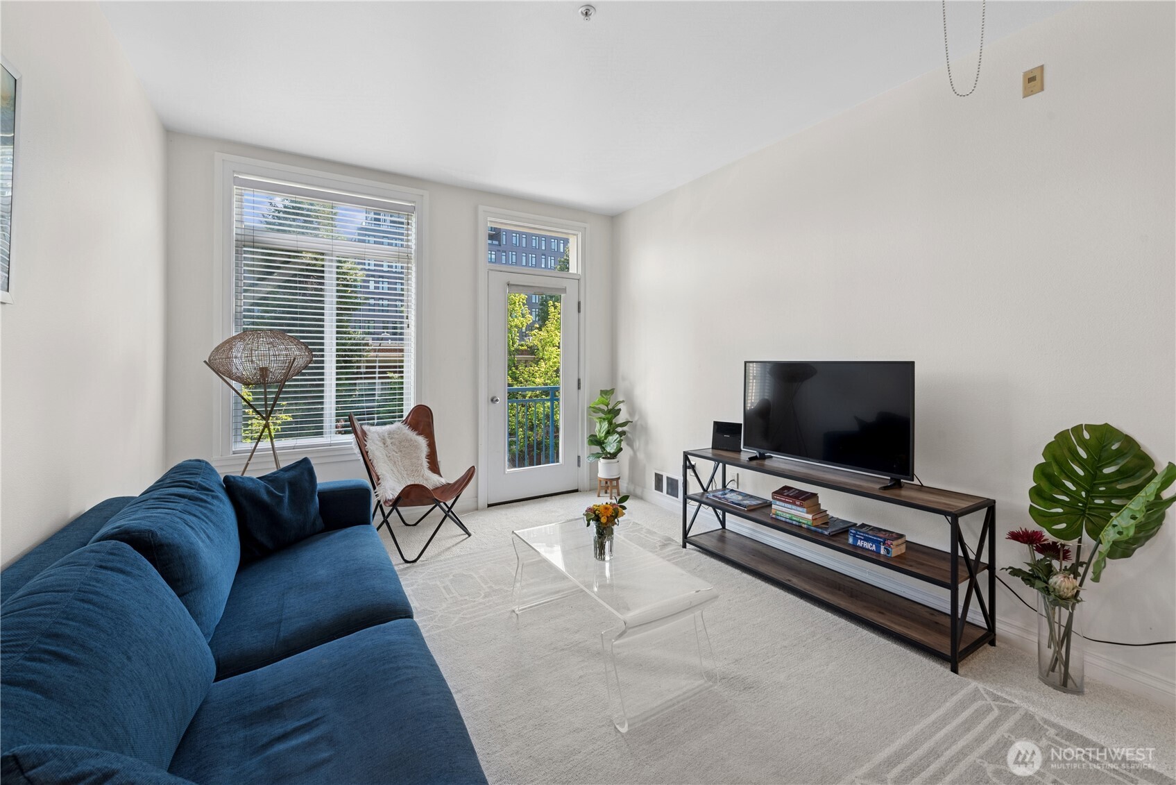 2415 2nd Avenue 438 Property Photo 7