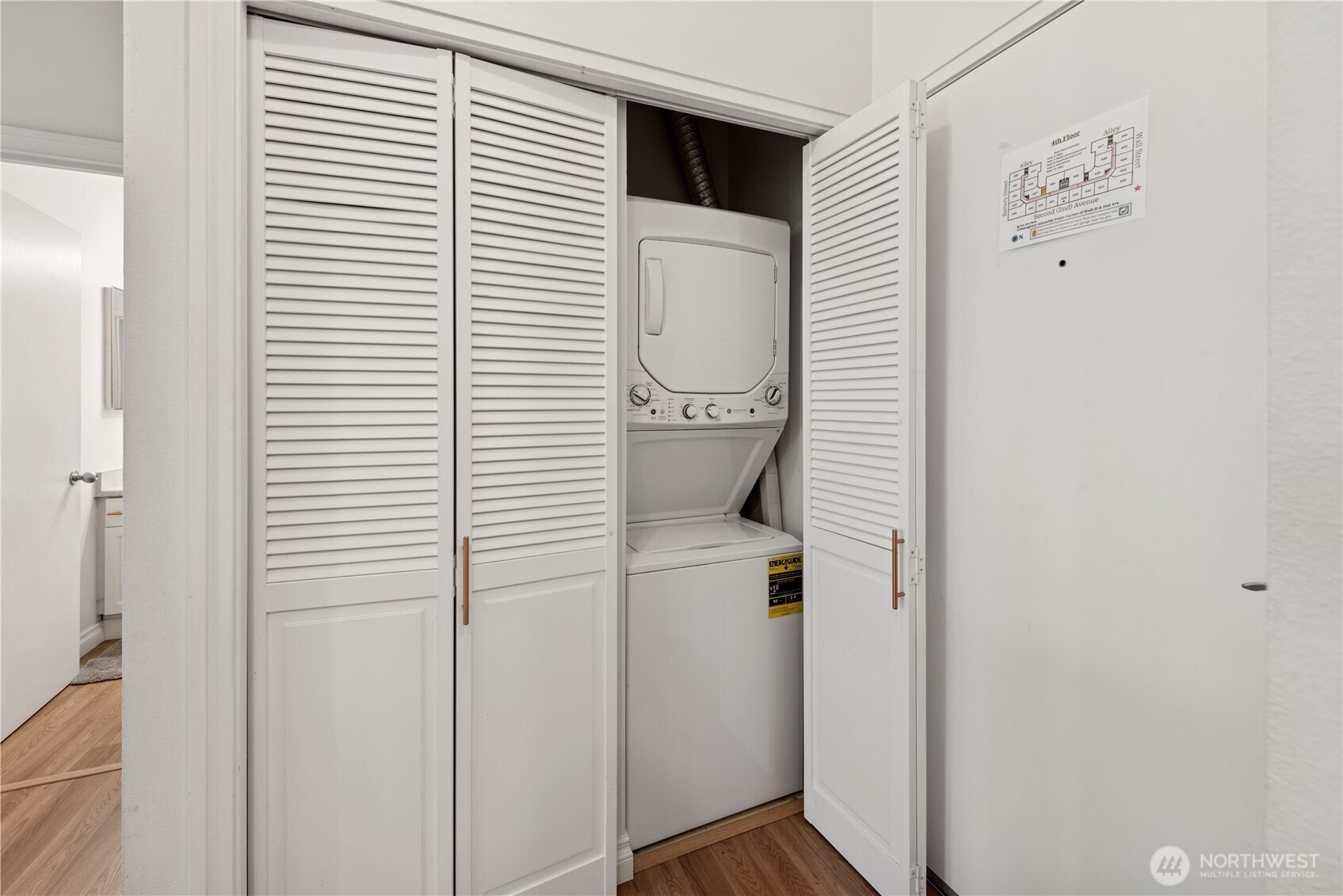 2415 2nd Avenue 438 Property Photo 11