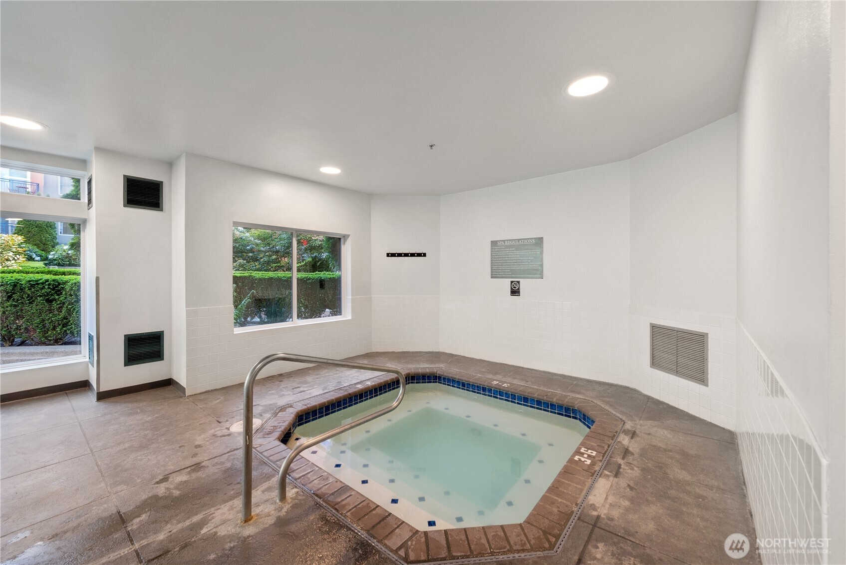 2415 2nd Avenue 438 Property Photo 14