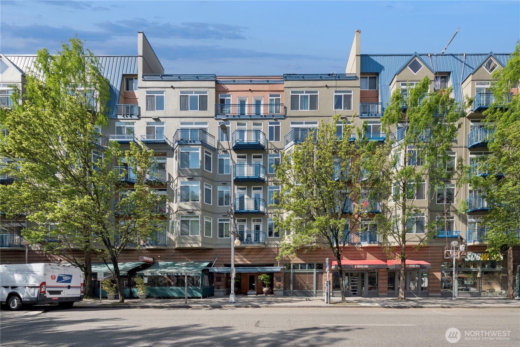 2415 2nd Avenue 438 Property Photo 20