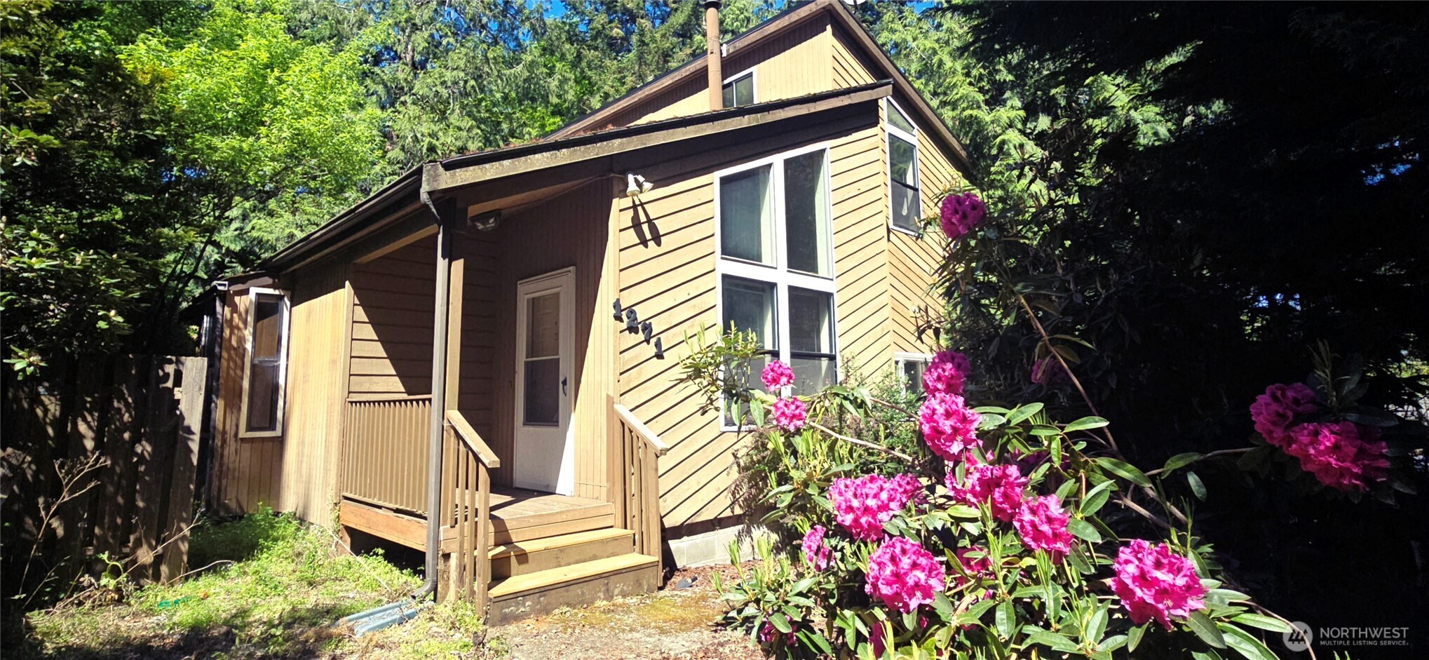 1271 Bay Loop Property Photo