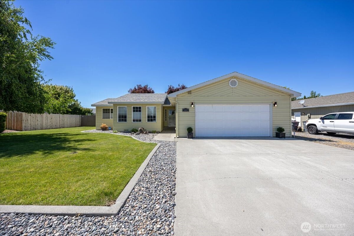 3002 S Vancouver Street Property Photo