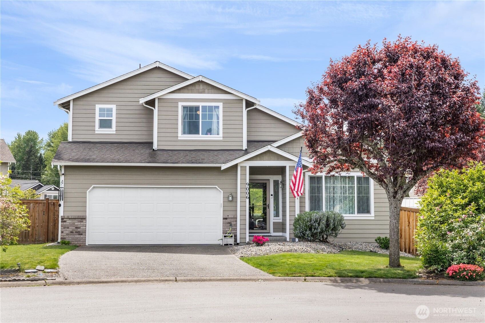 9006 190th Street Property Photo 1