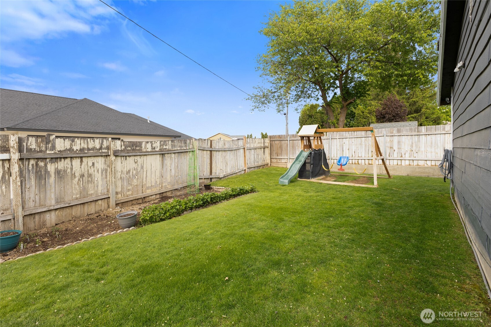 322 W 8th Street Property Photo 14