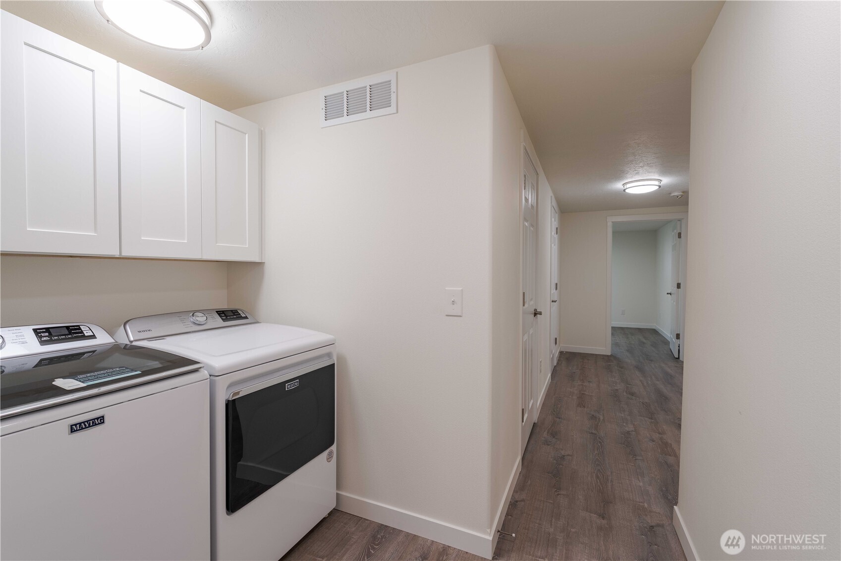 919 Stanley Dr Property Photo 29