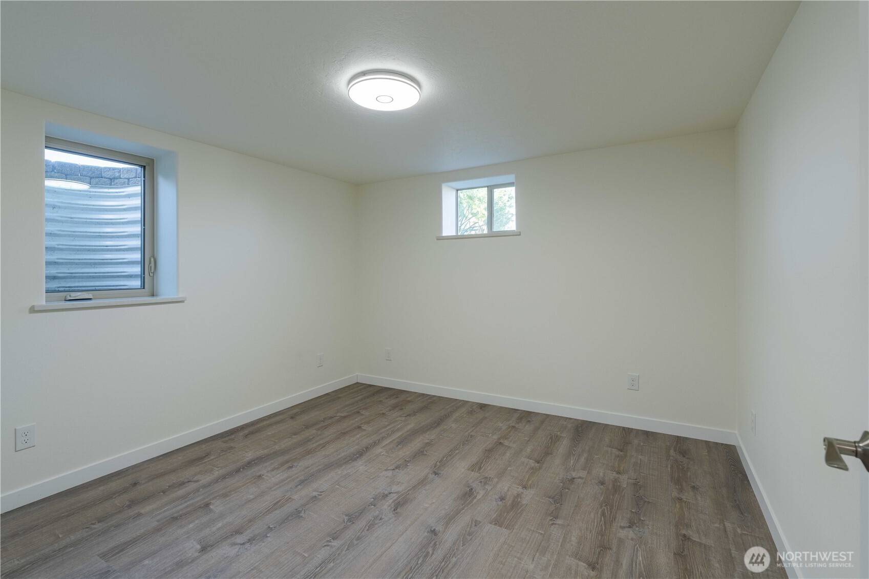 919 Stanley Dr Property Photo 31