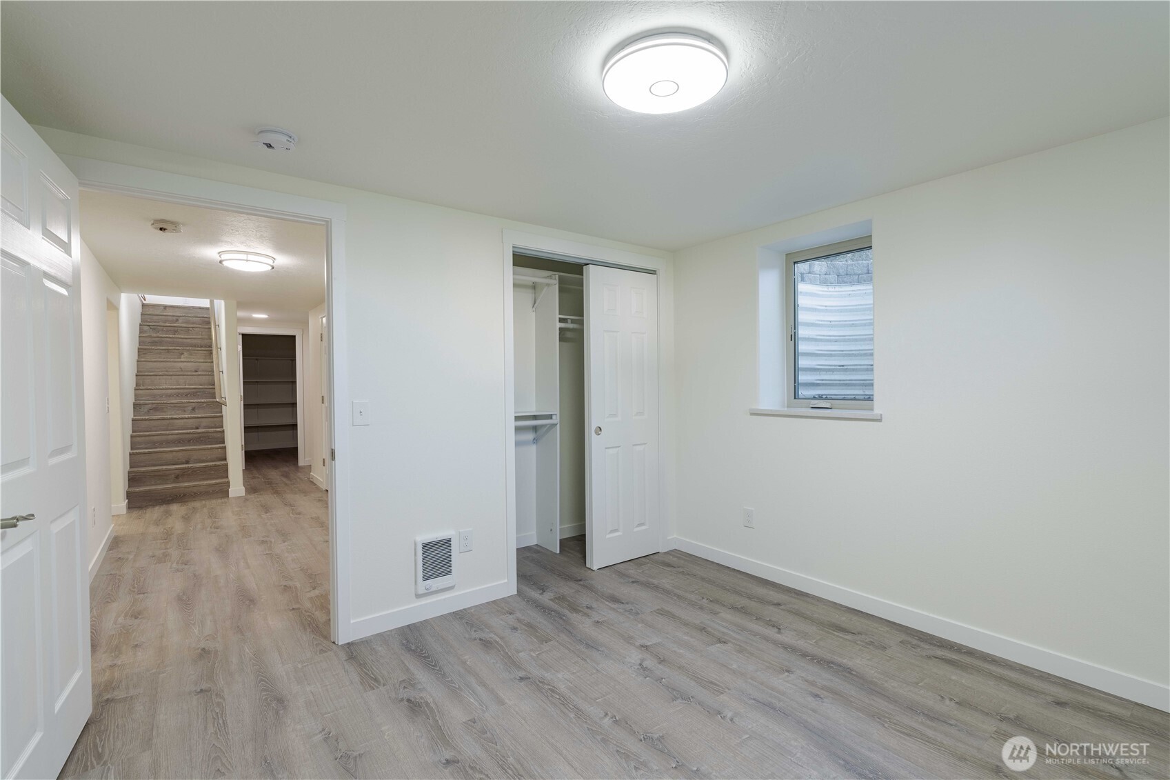 919 Stanley Dr Property Photo 32