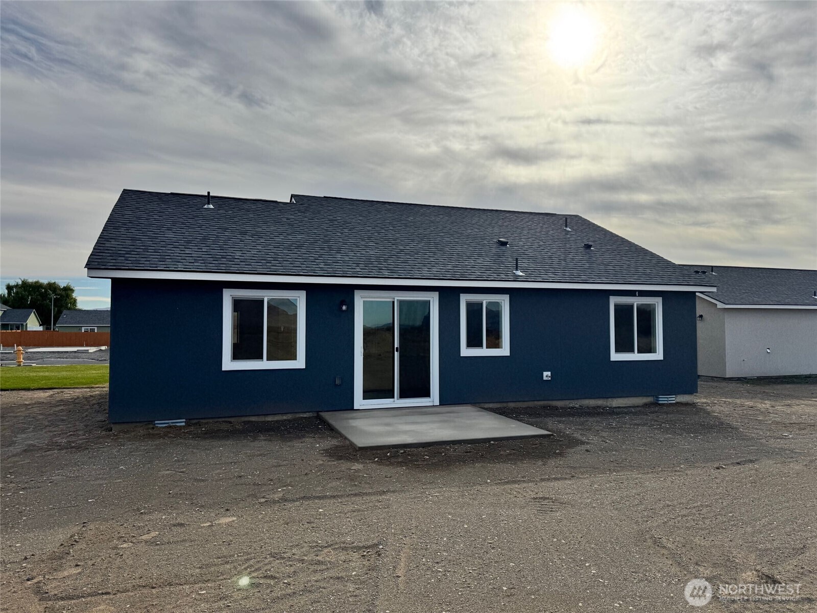 207 Rattray Drive Property Photo 2