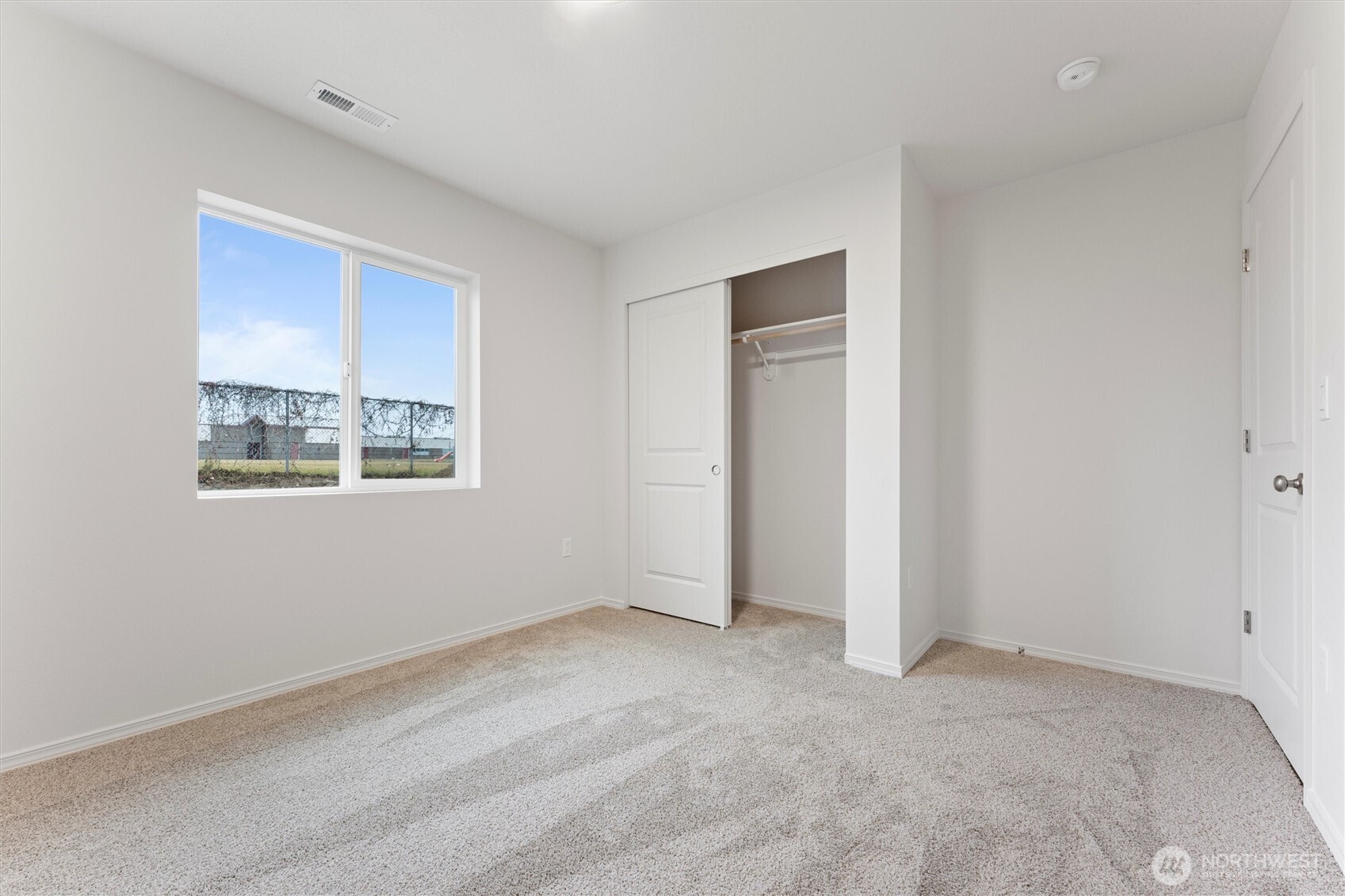 207 Rattray Drive Property Photo 12