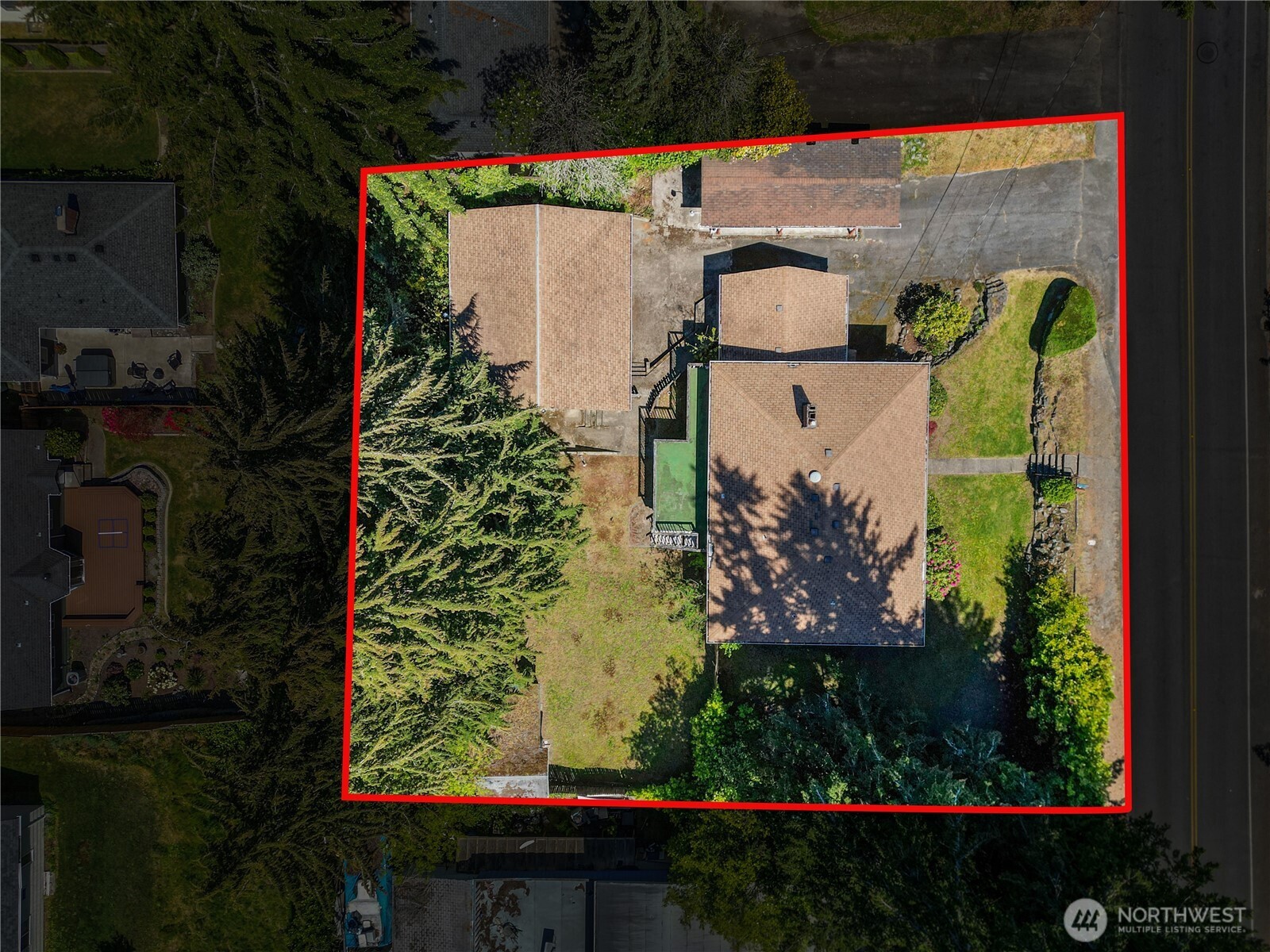 2734 Sunset Drive Property Photo 1