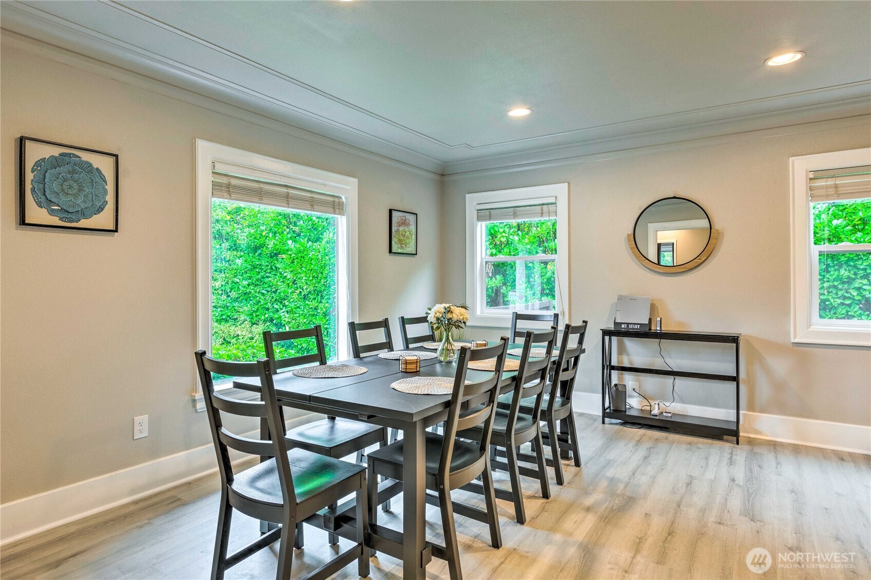 1934 Ne Northgate Way Property Photo 10