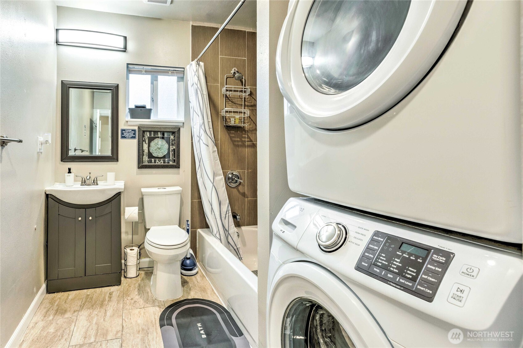 1934 Ne Northgate Way Property Photo 15