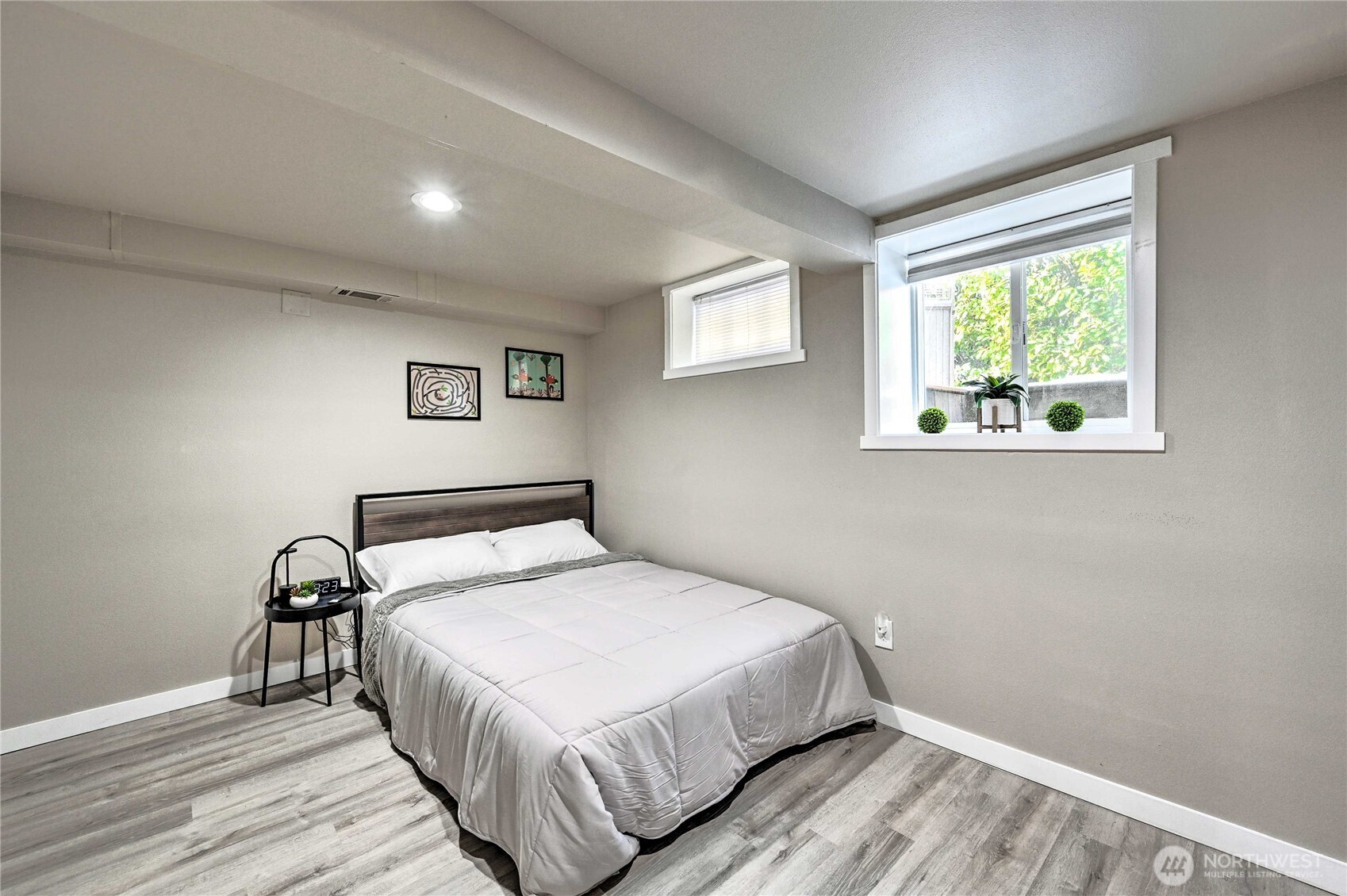 1934 Ne Northgate Way Property Photo 29