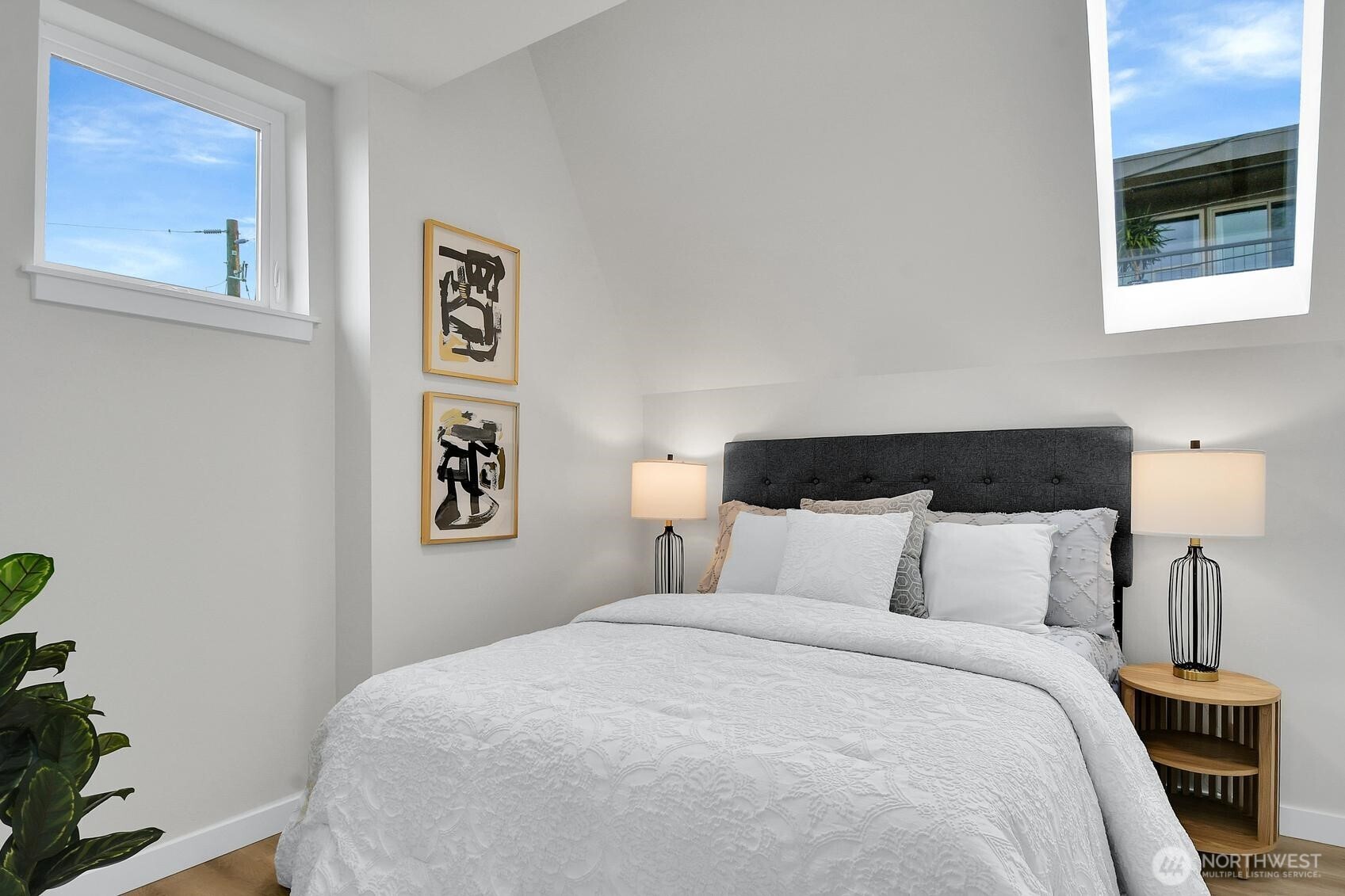 261 E Louisa Street Property Photo 12