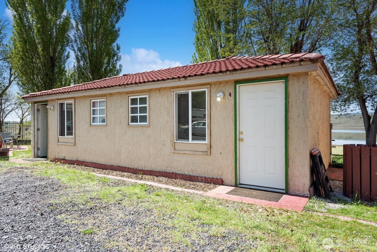 21058 State Highway 17 Property Photo 7