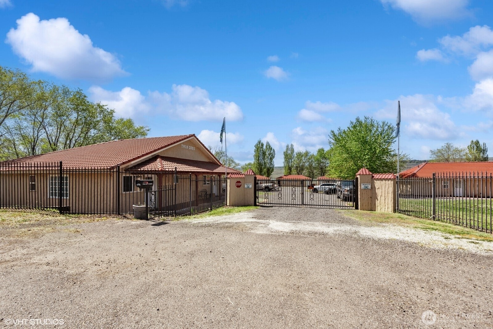 21058 State Highway 17 Property Photo 10