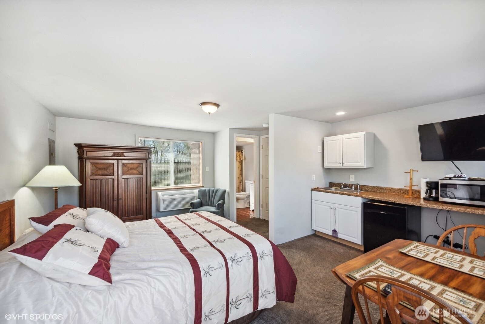 21058 State Highway 17 Property Photo 16