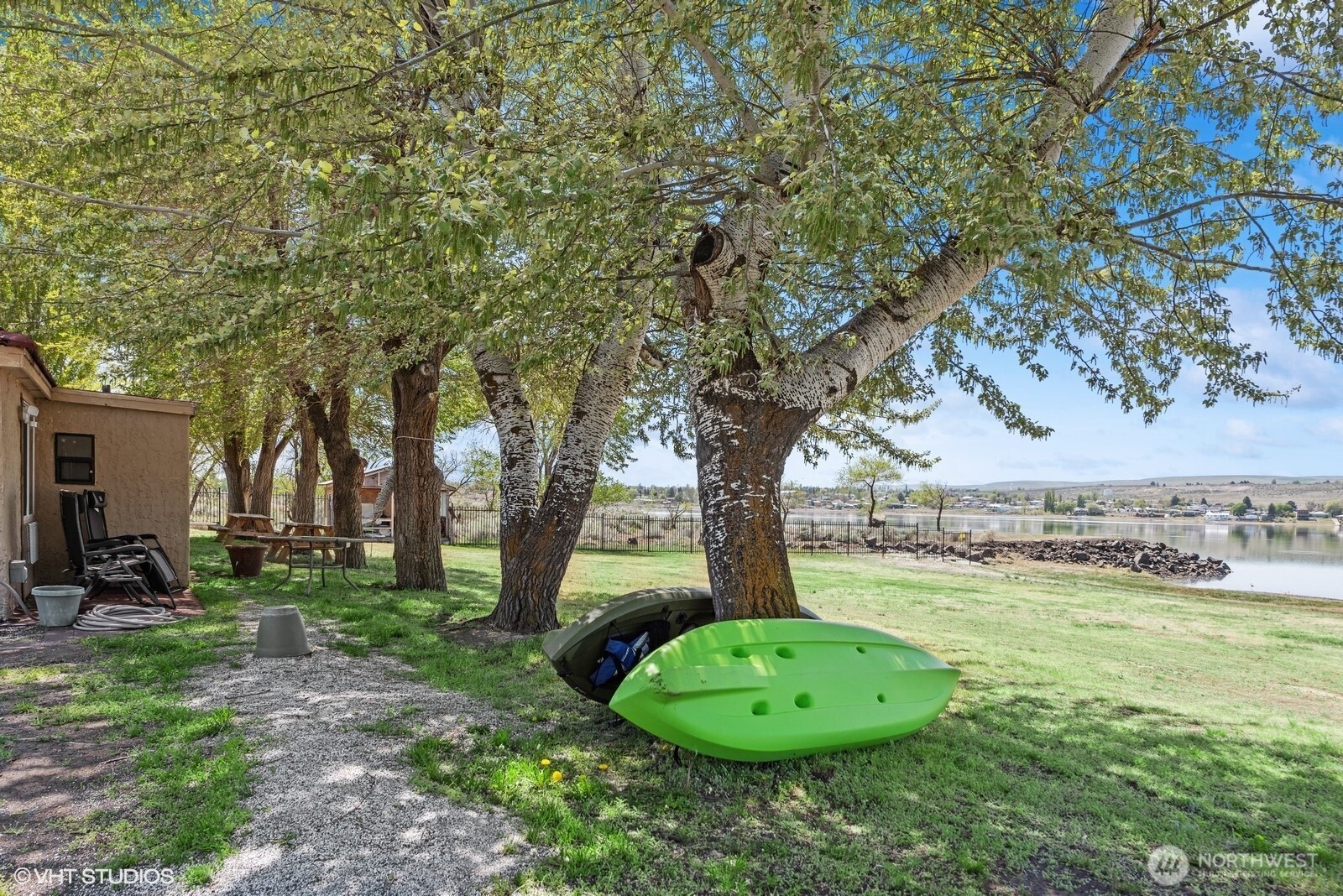 21058 State Highway 17 Property Photo 34