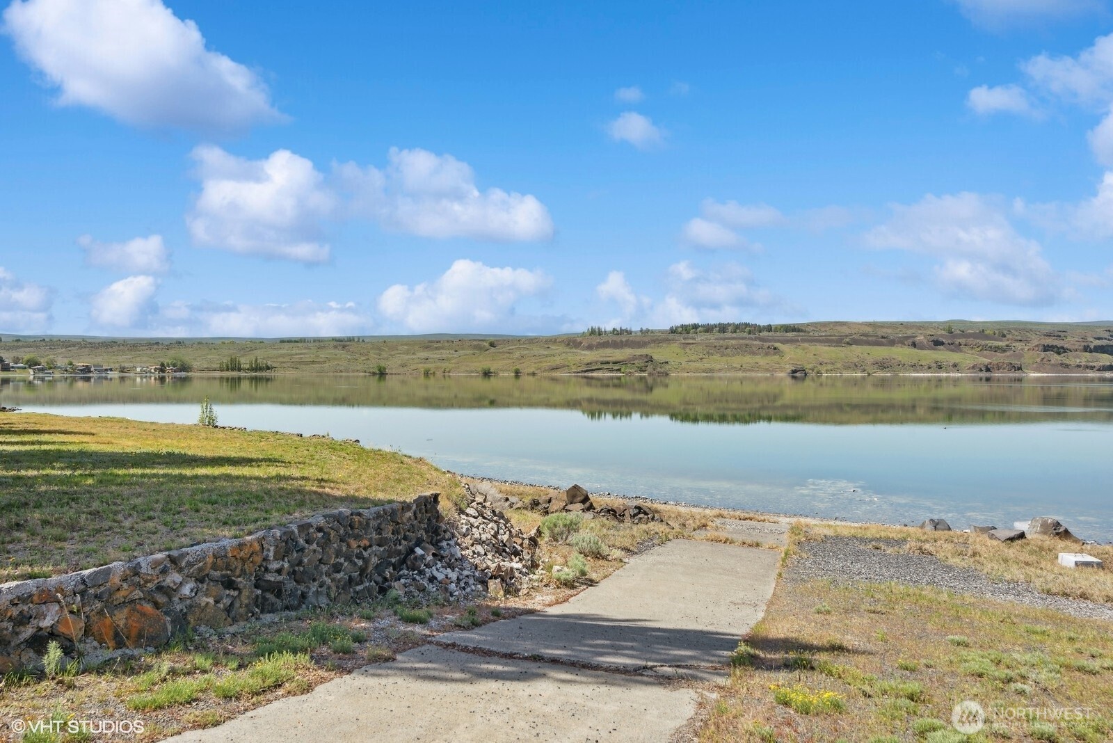 21058 State Highway 17 Property Photo 38