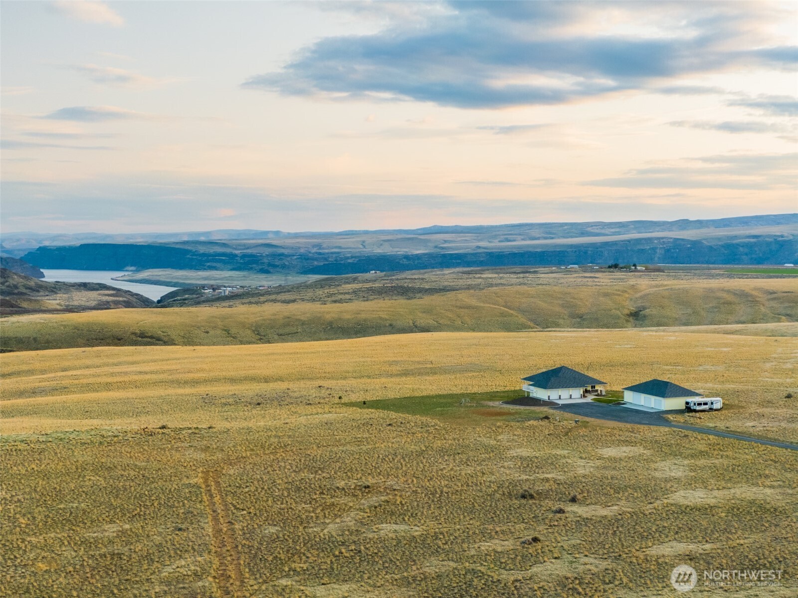 23201 Road 12 Nw Property Photo 9