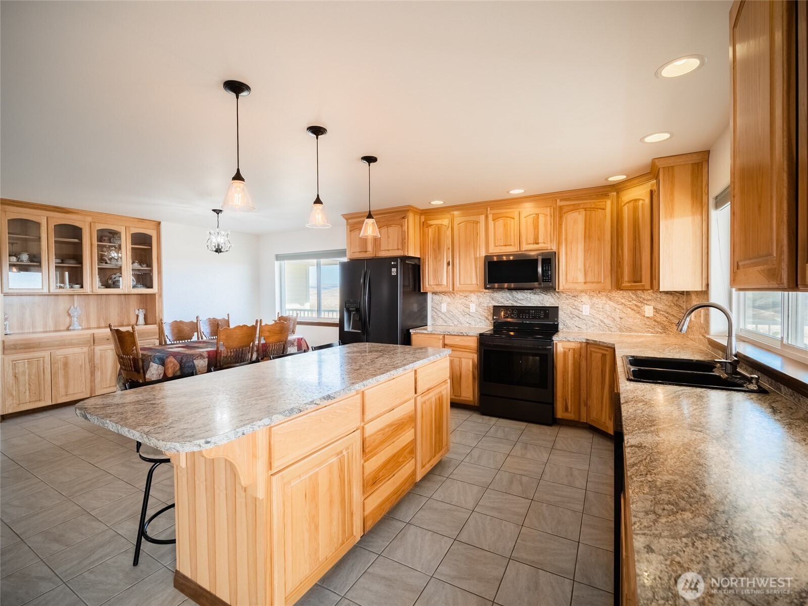 23201 Road 12 Nw Property Photo 15