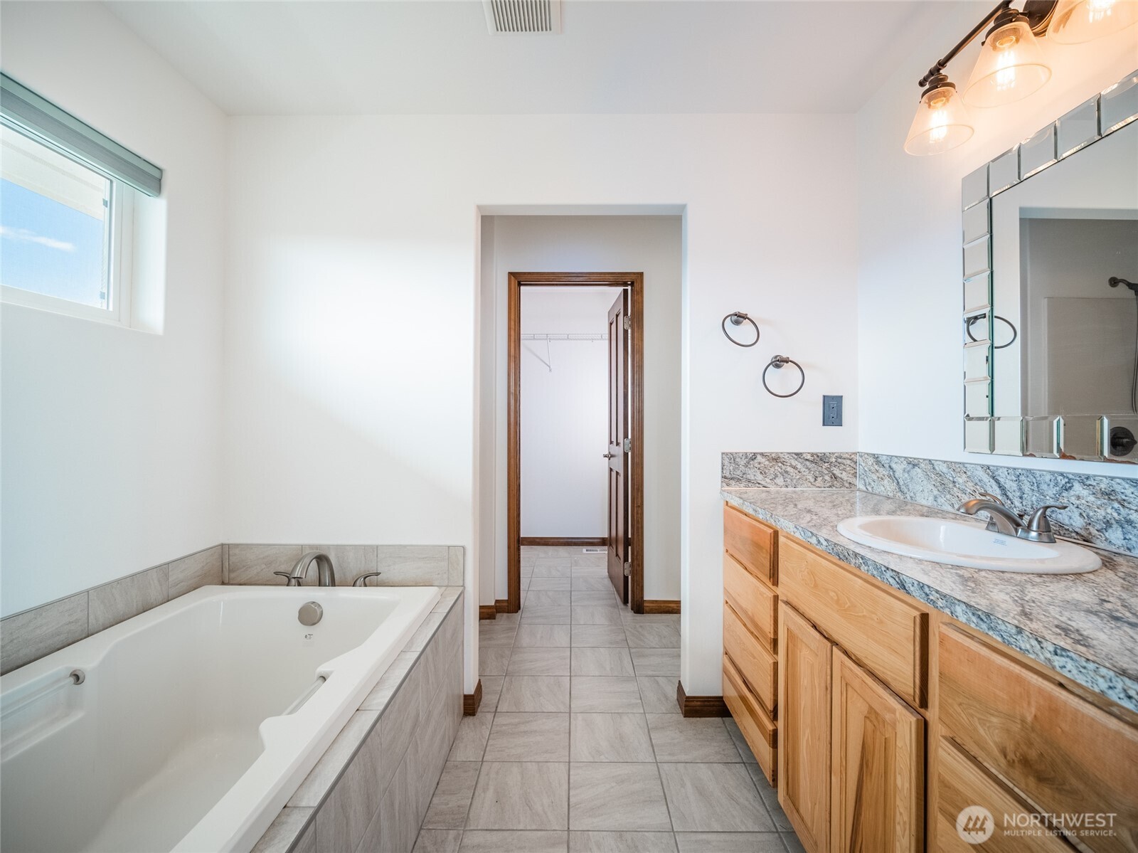 23201 Road 12 Nw Property Photo 21