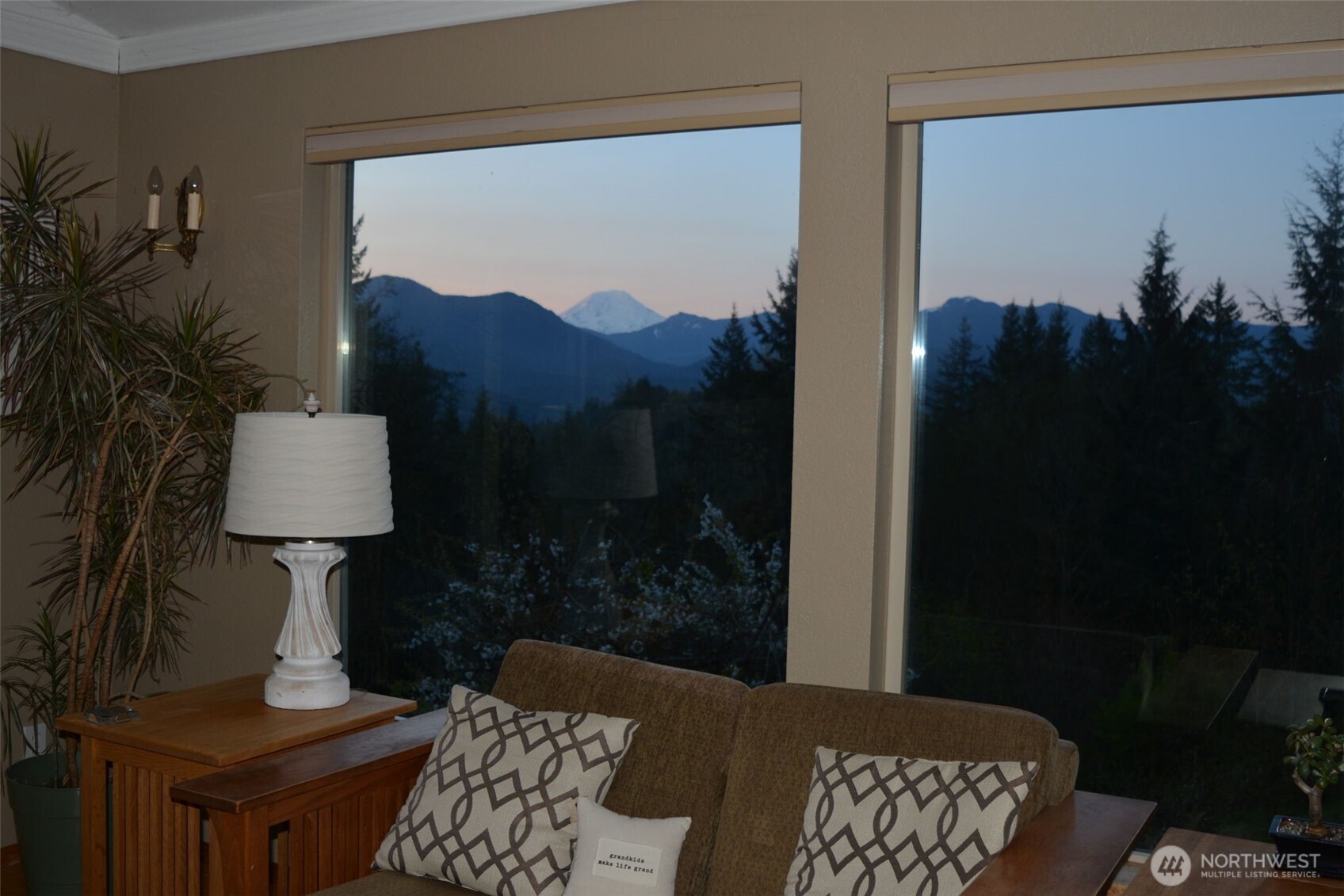 289 Long And Winding Road Property Photo 8