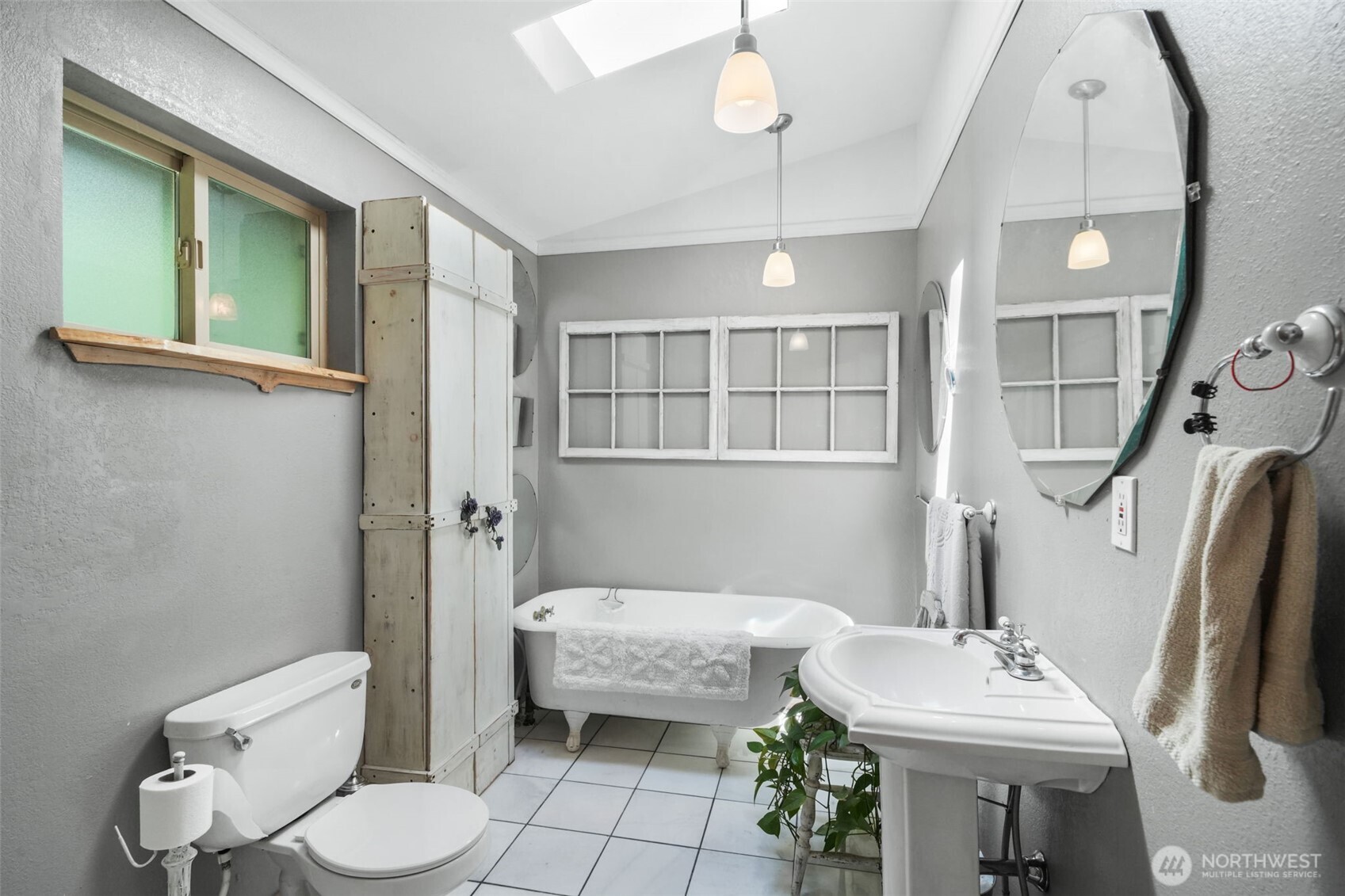 289 Long And Winding Road Property Photo 13