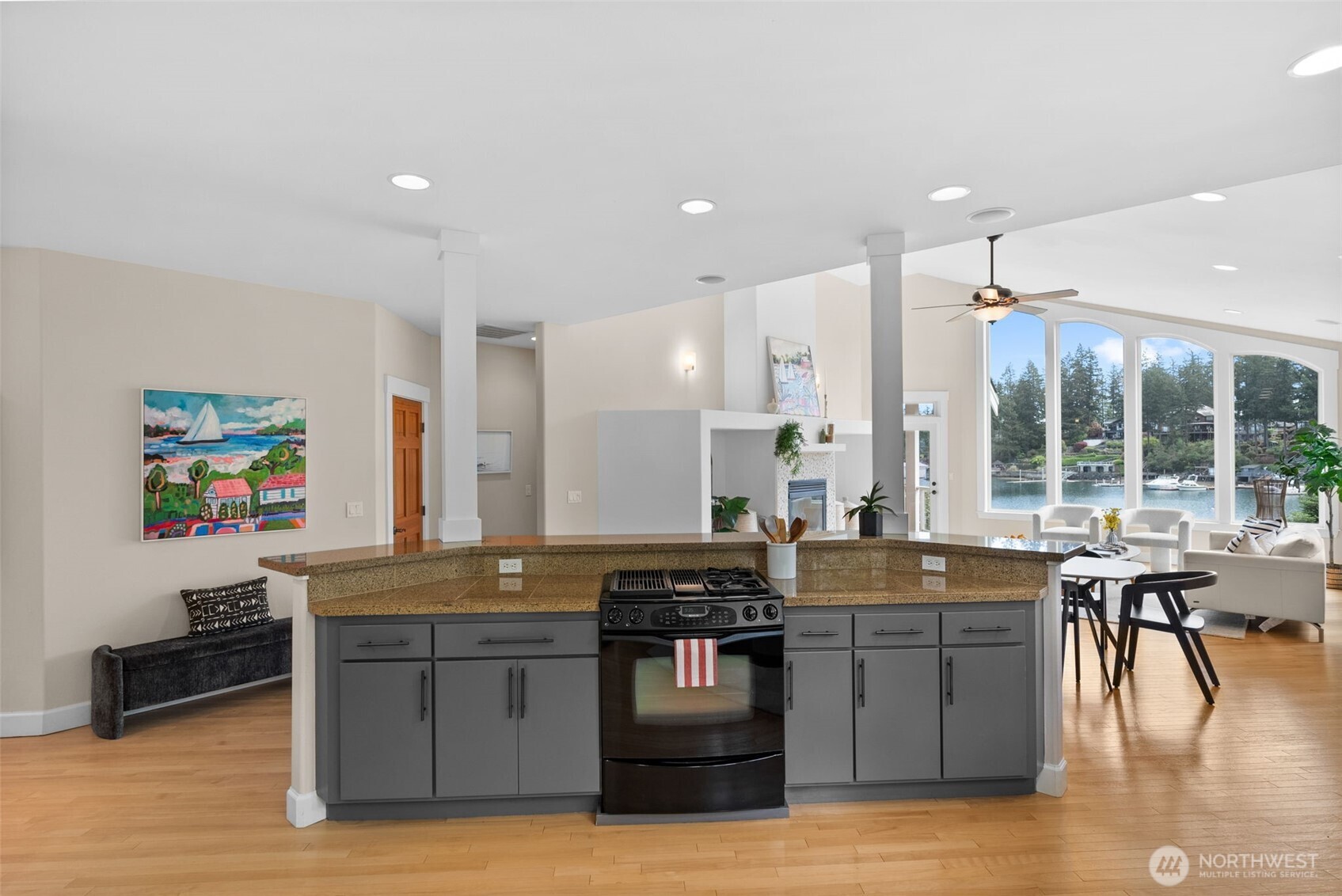 257 3rd Avenue Property Photo 15