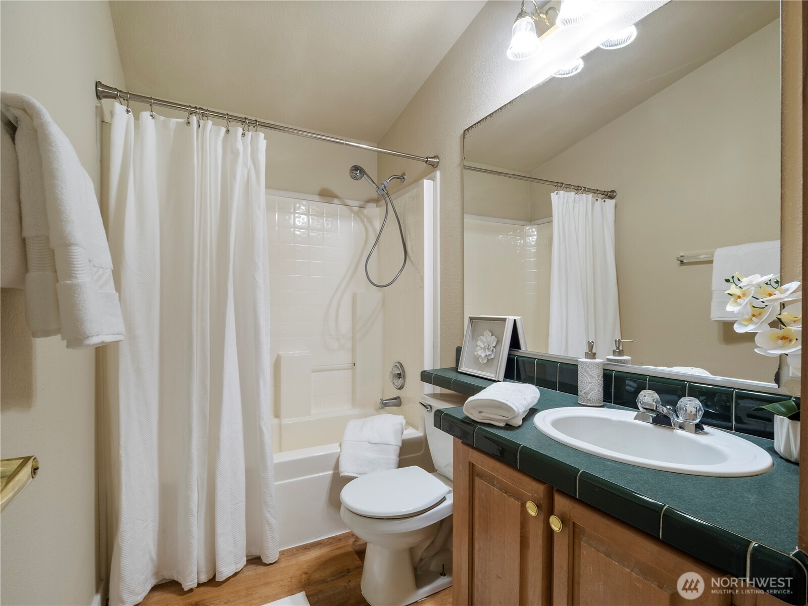17102 Heather Lane Property Photo 15