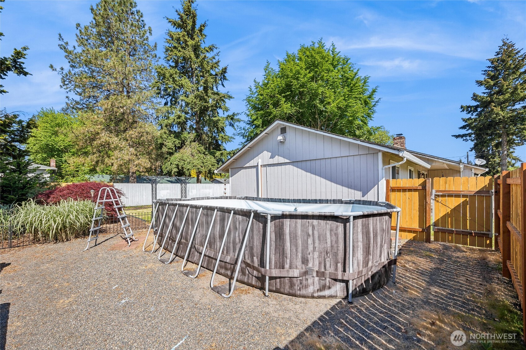 4700 Ne 137th Avenue Property Photo 37